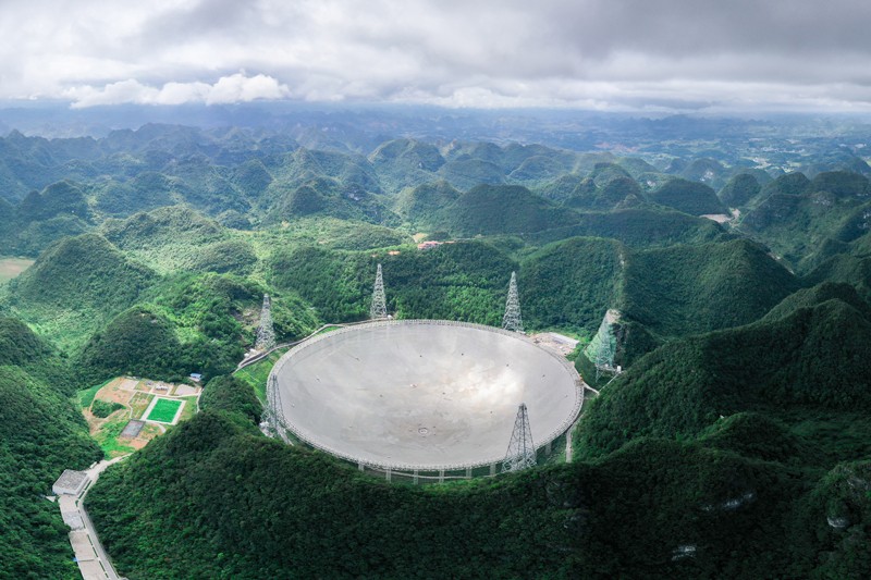 China's enormous radio telescope to serve all scientists from April 27 – china-fast-telescope-2