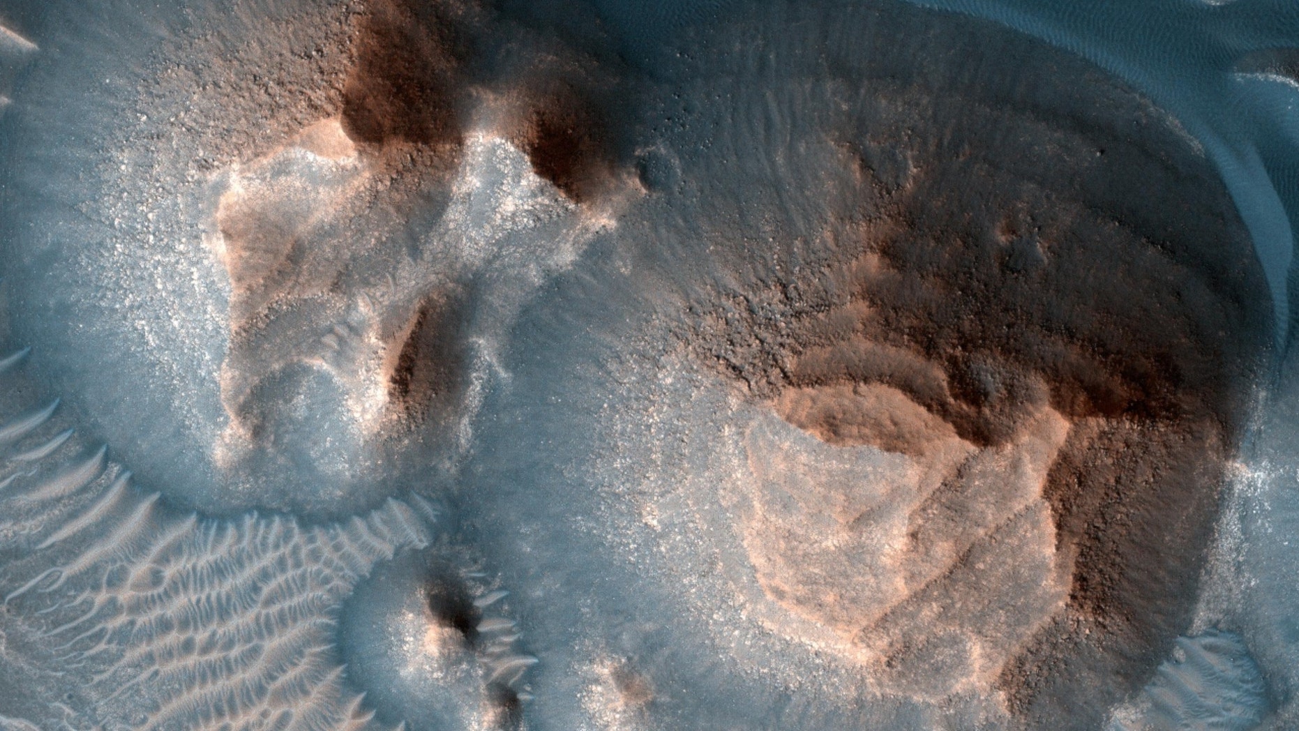 mars-volcanoes-1