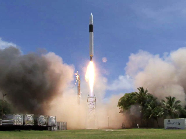The Extraordinary Revolution of SpaceX’s Rockets Throughout the History 27 – falcon-1