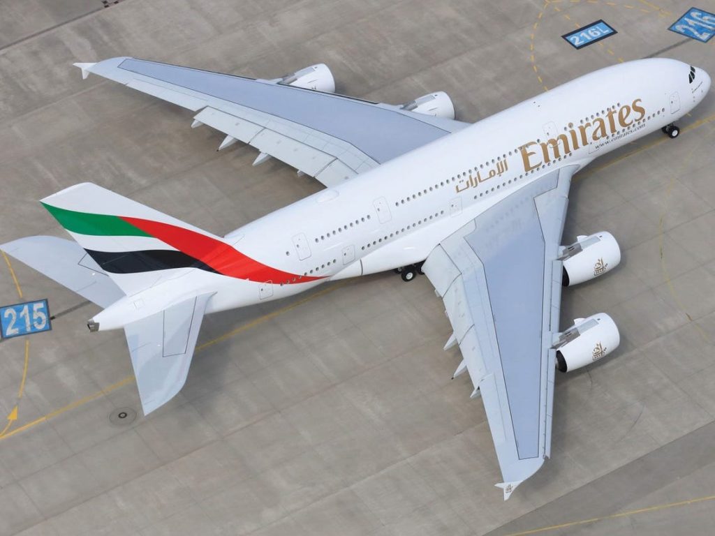 superjumbo-airbus-a380-1