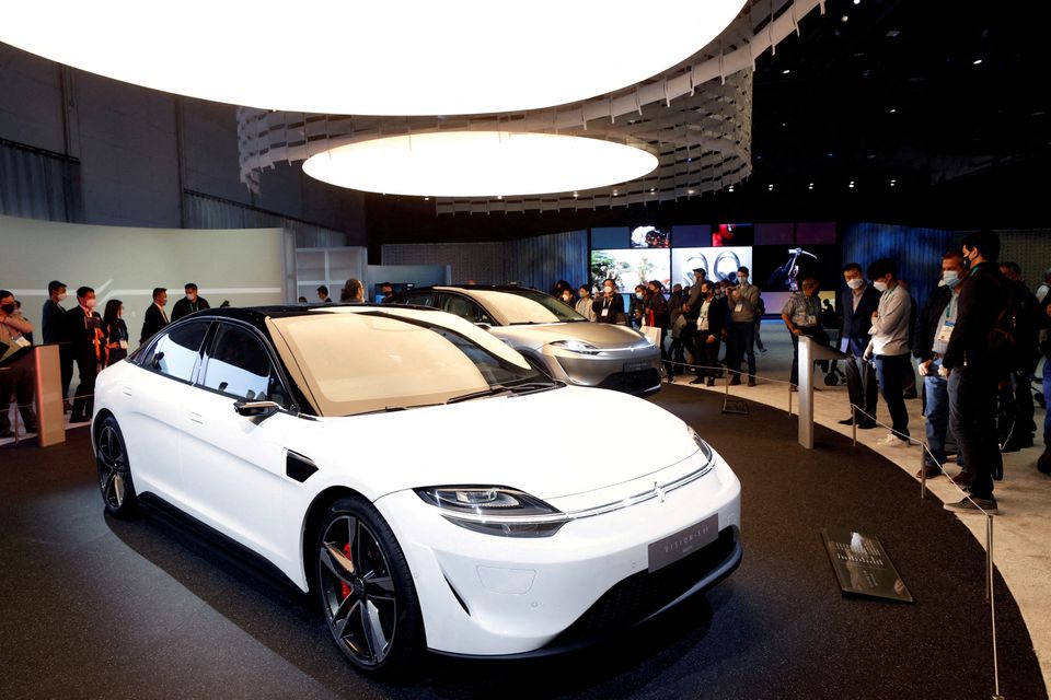Sony Unveils Its Interesting Plan to Make Electric Cars 85 – sony-vision-1