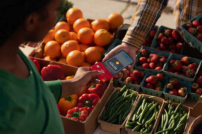 Apple Unveils Tap to Pay Feature Allowing Businesses to Accept Contactless Payments 27 – apple-tap-to-pay-2