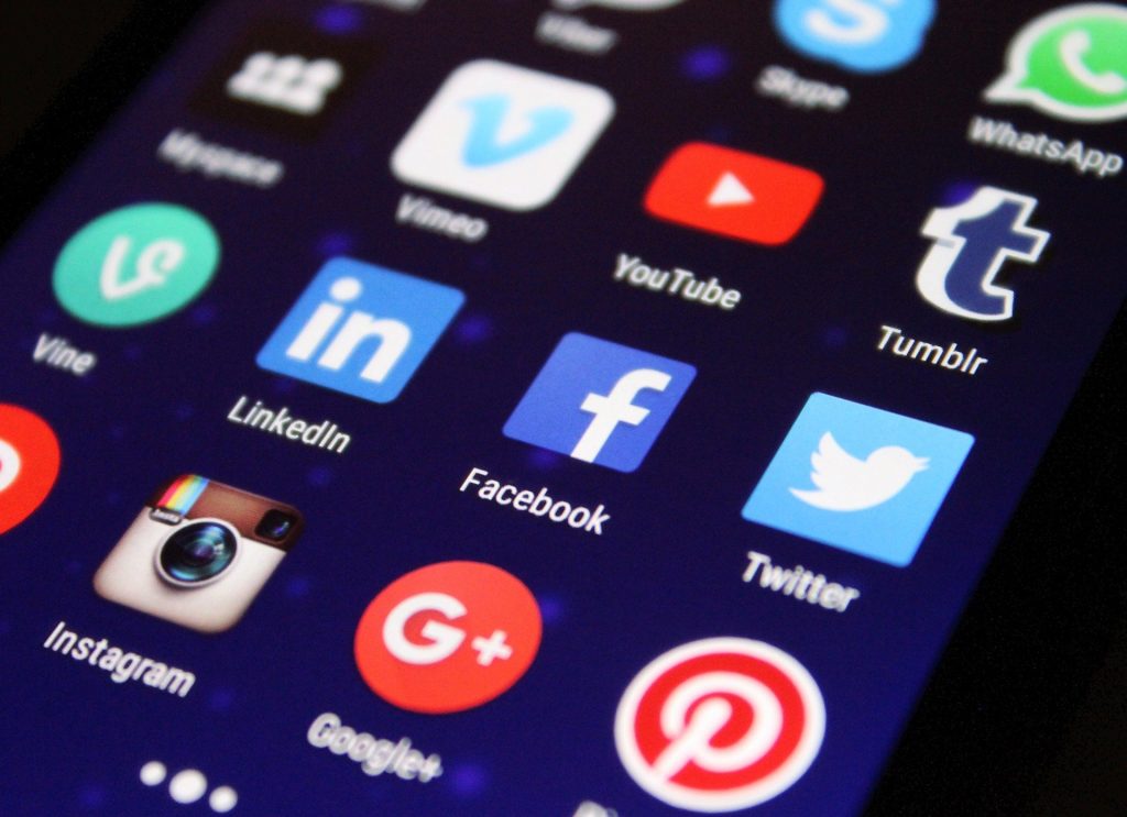 Downvotes and Dislikes: Twitter Wants to Go Global While YouTube Is Removing Dislike Count 27 – downvote 2