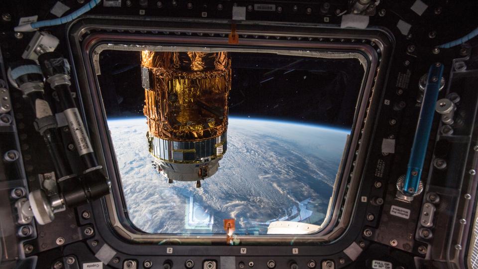 Russia Warns Sanctions on Moscow Could Endanger the ISS 27 – russia-iss-8798